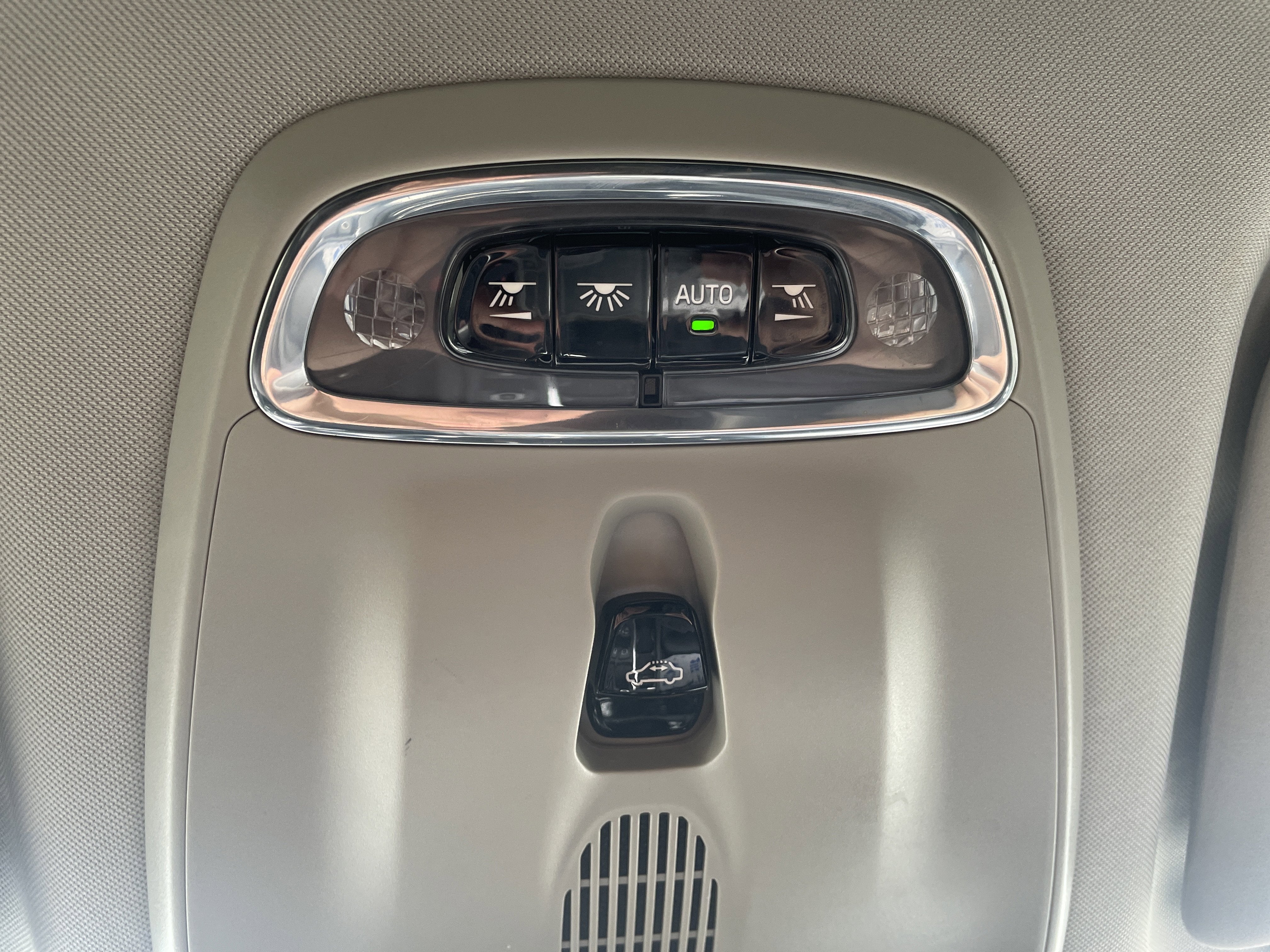 2018 Volvo XC60 T6 Momentum