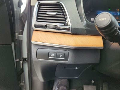 2024 Volvo XC90 Recharge Plug-In Hybrid T8 Plus 6 Passenger