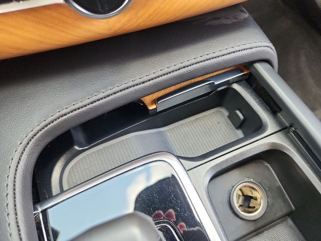 2024 Volvo XC90 Recharge Plug-In Hybrid T8 Plus 6 Passenger