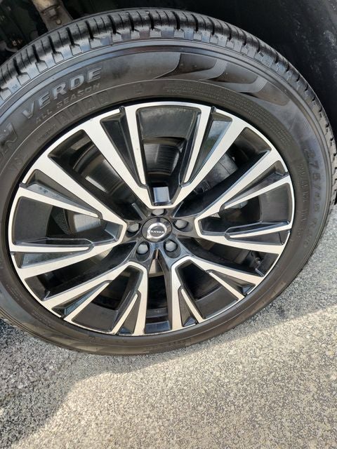 2024 Volvo XC90 Recharge Plug-In Hybrid T8 Plus 6 Passenger