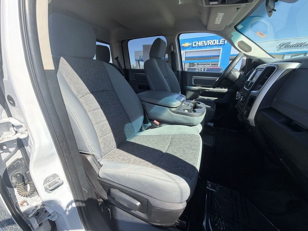 2017 RAM 1500 SLT