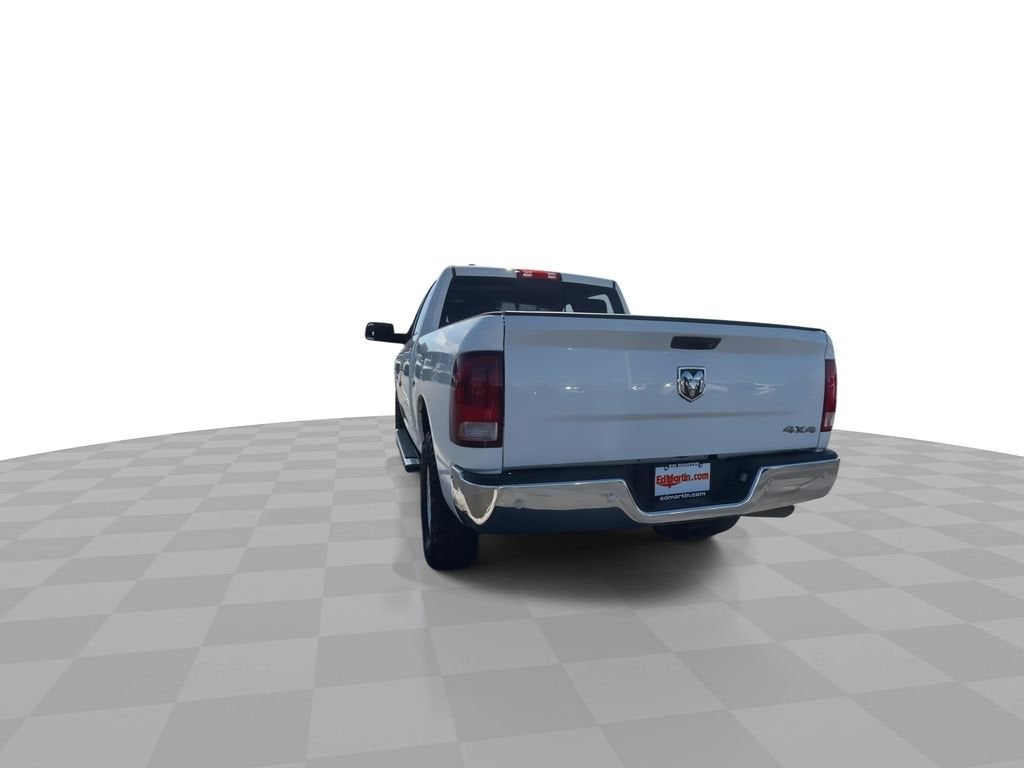 2017 RAM 1500 SLT