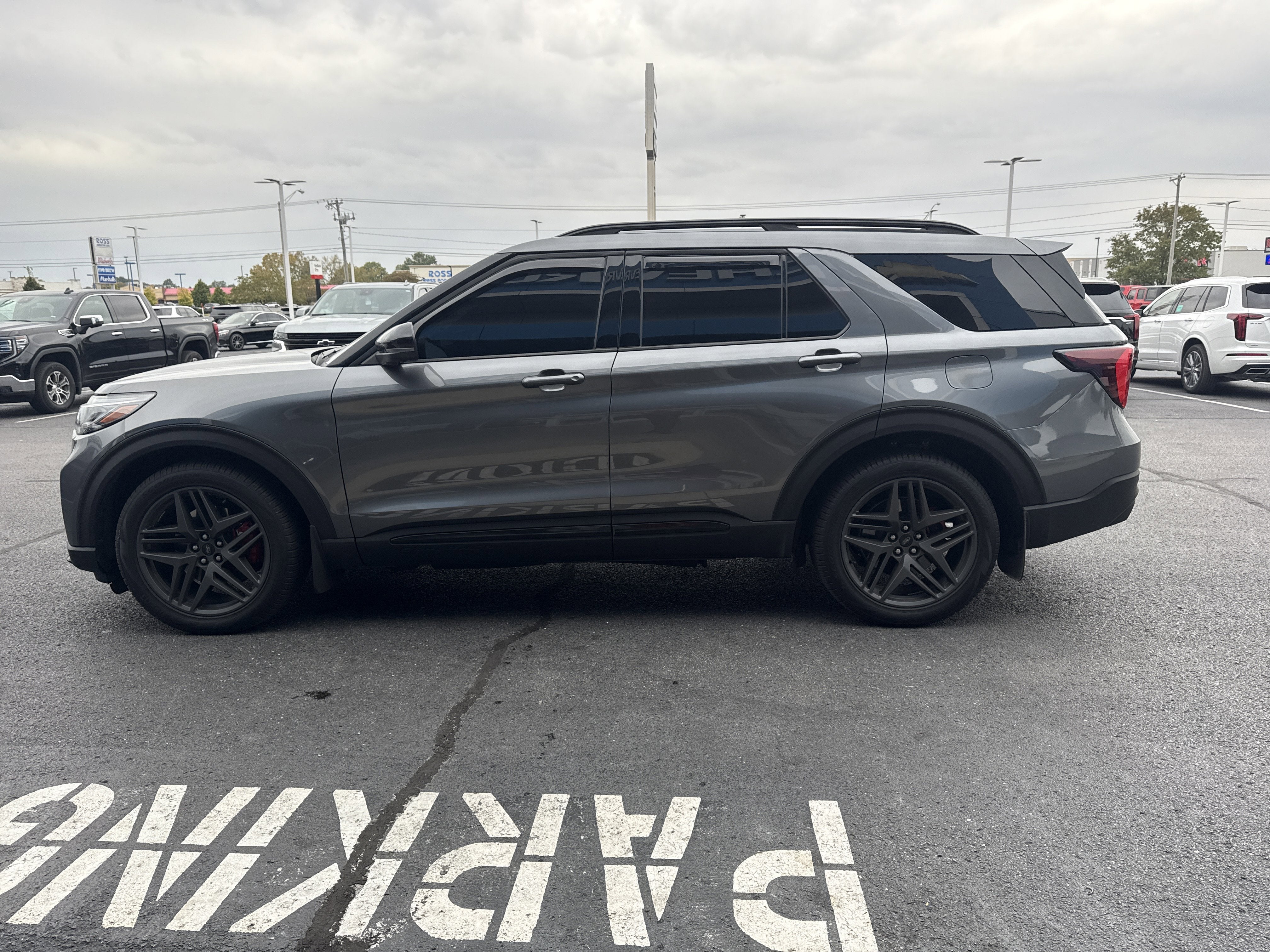 2025 Ford Explorer ST