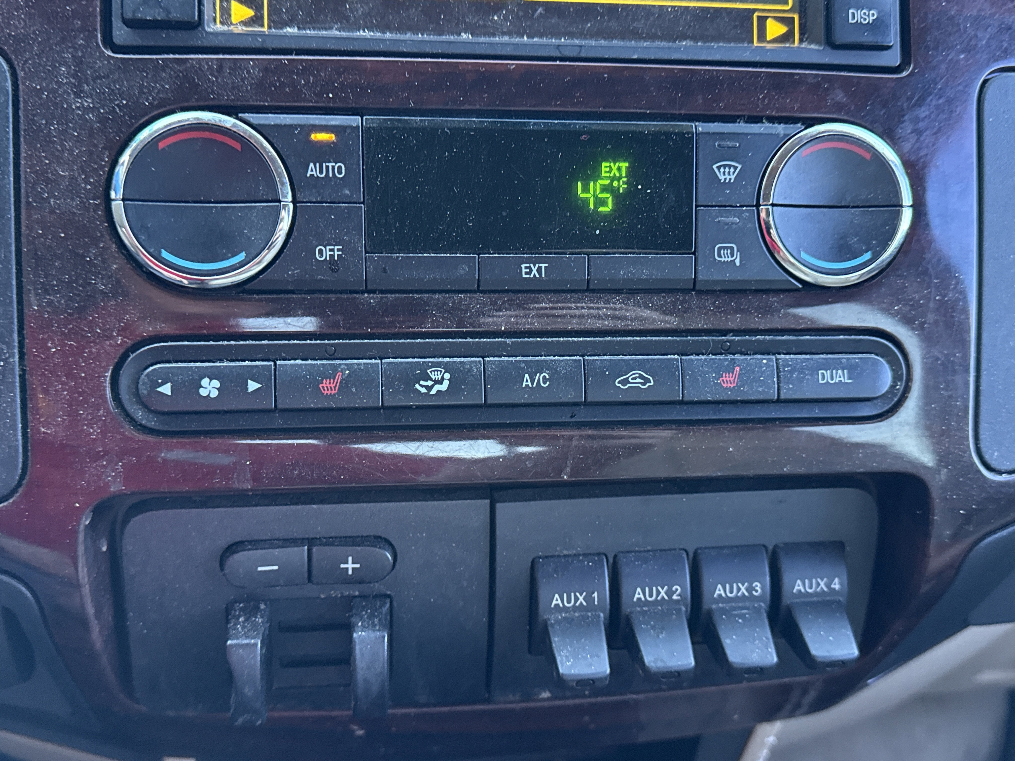 2010 Ford Super Duty F-250 SRW Lariat