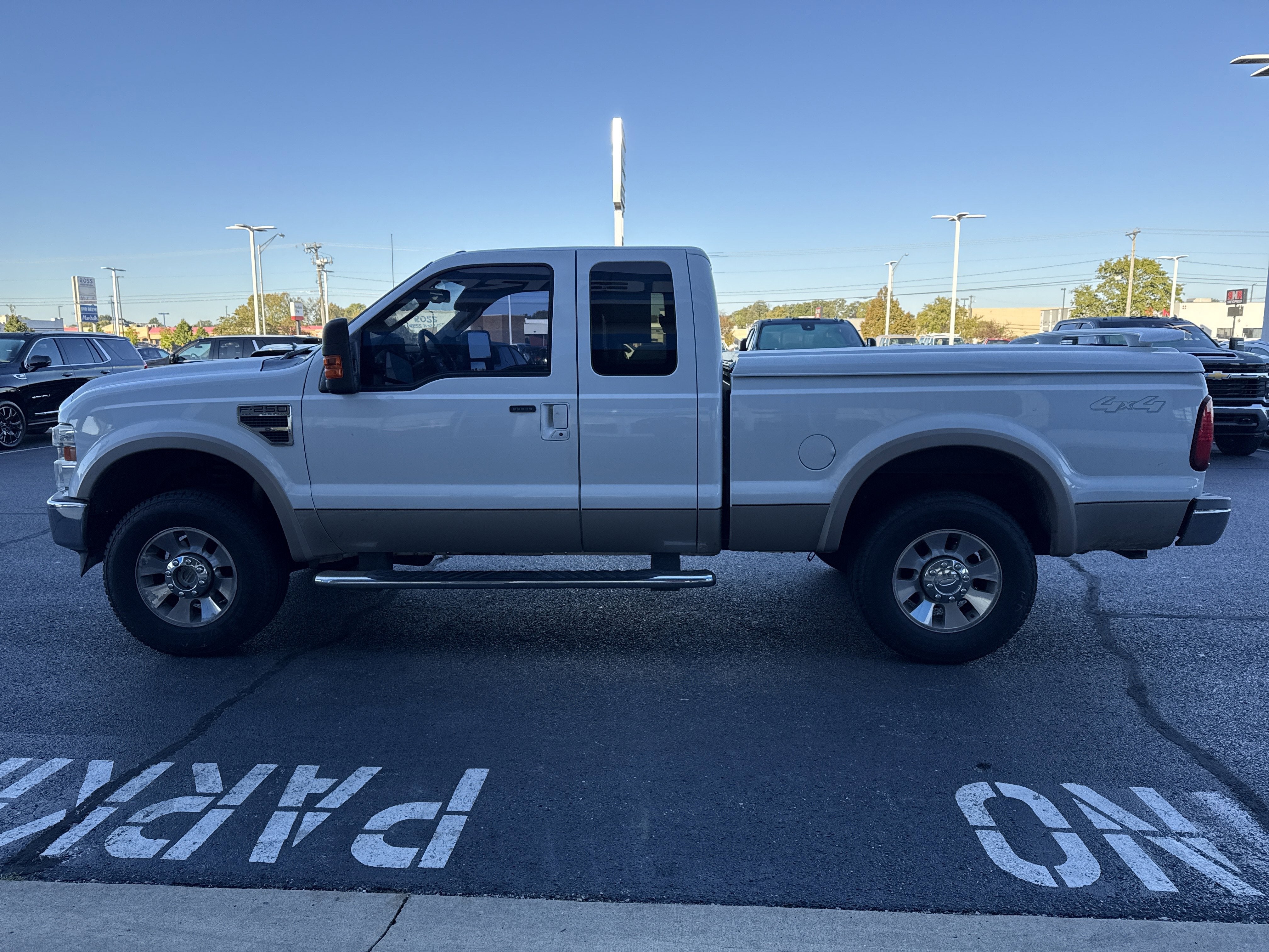 2010 Ford Super Duty F-250 SRW Lariat