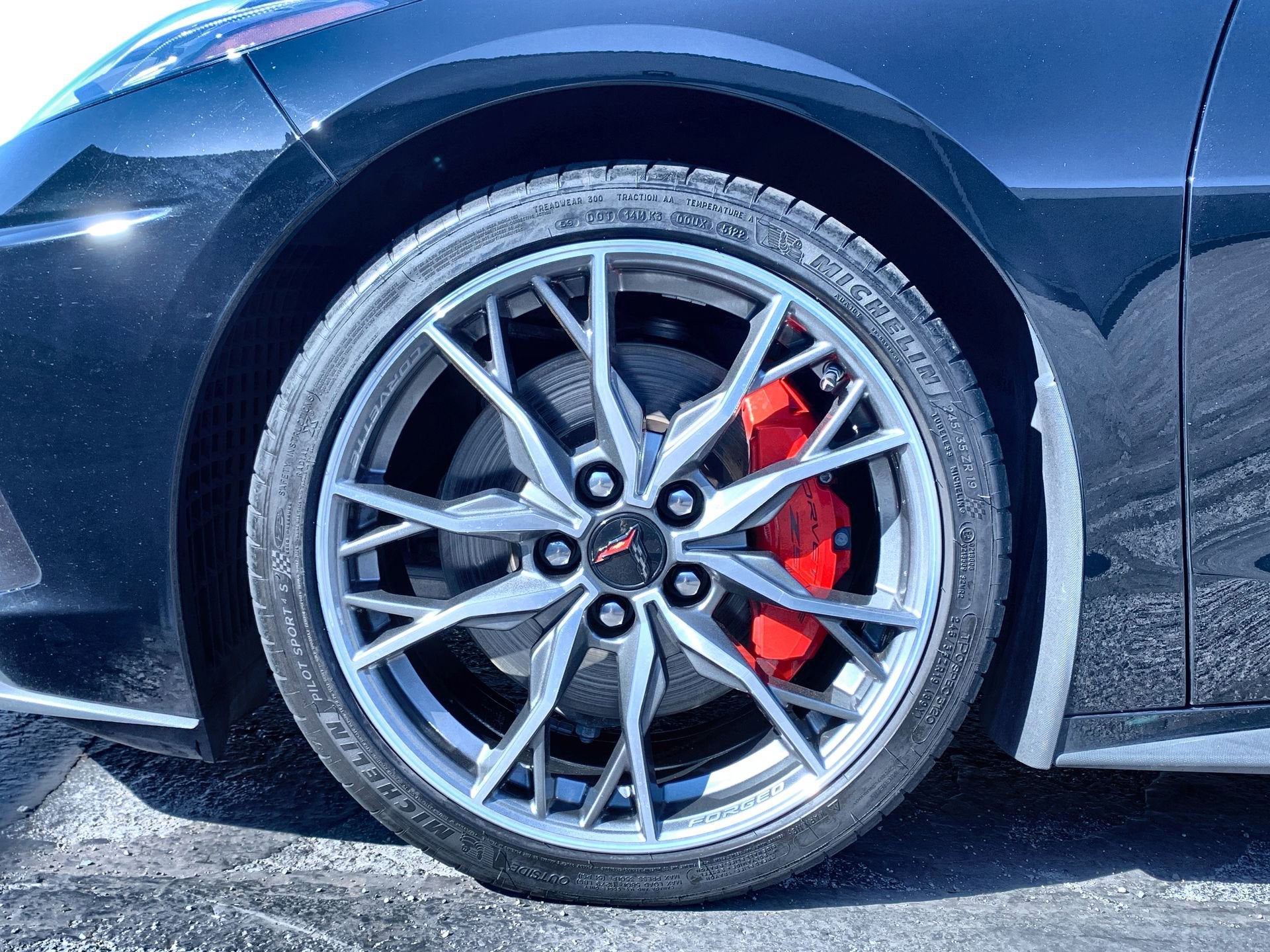 2023 Chevrolet Corvette 2LT