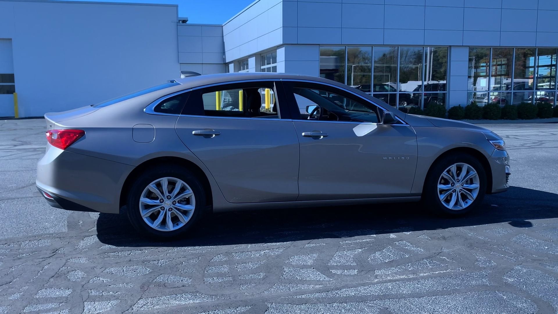 2025 Chevrolet Malibu LT