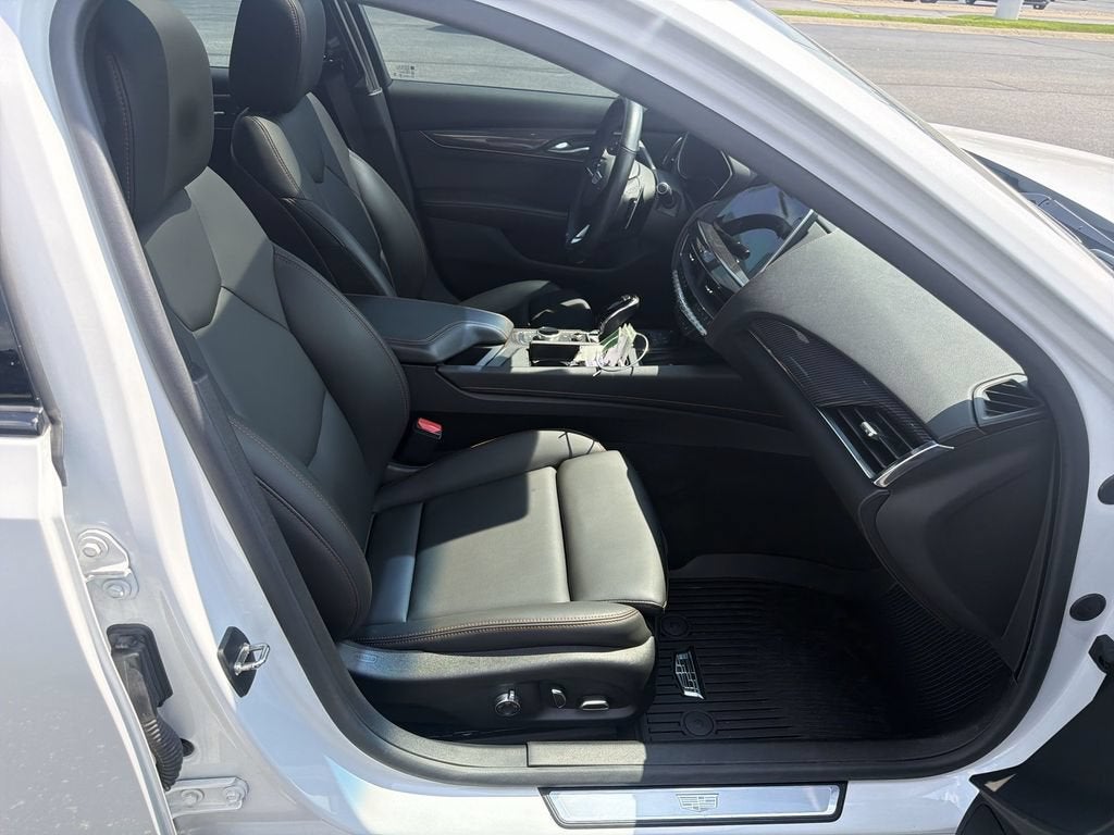 2023 Cadillac CT5 Sport