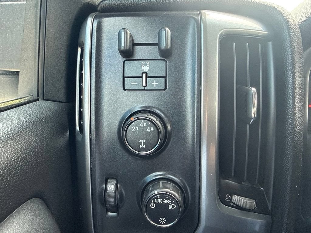 2015 Chevrolet Silverado 2500HD Built After Aug 14 LT