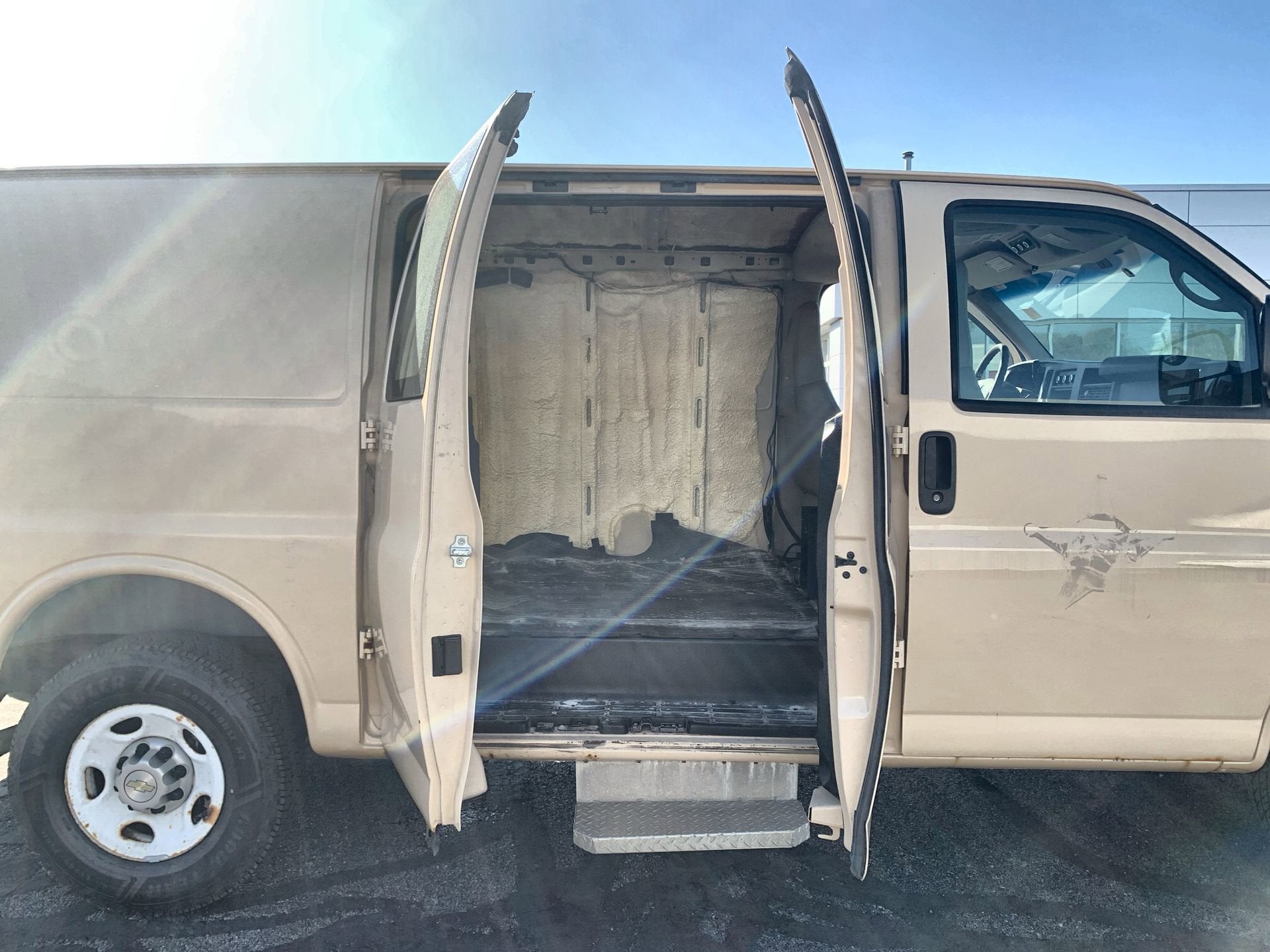 2009 Chevrolet Express Cargo Van Work Van