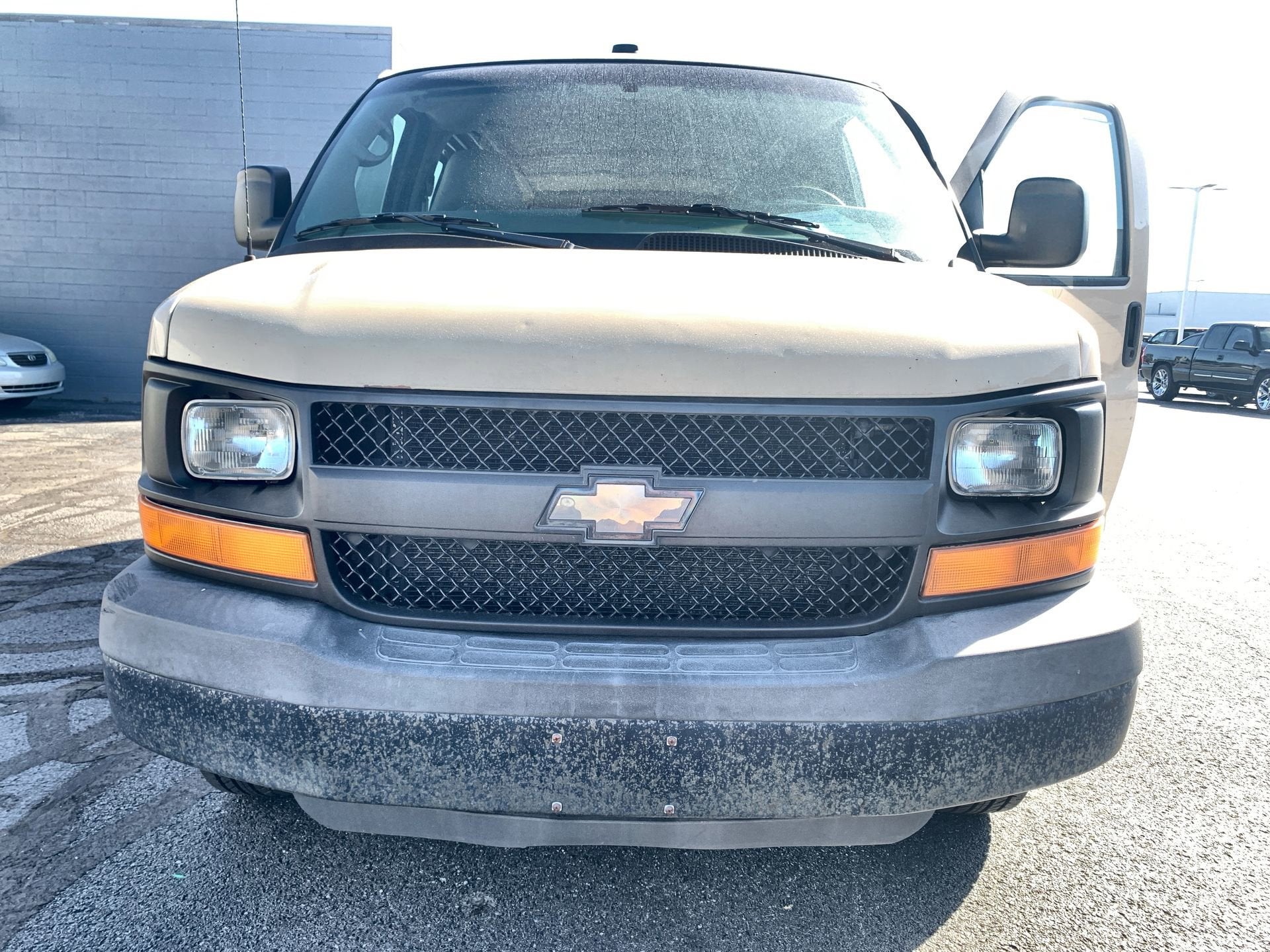 2009 Chevrolet Express Cargo Van Work Van