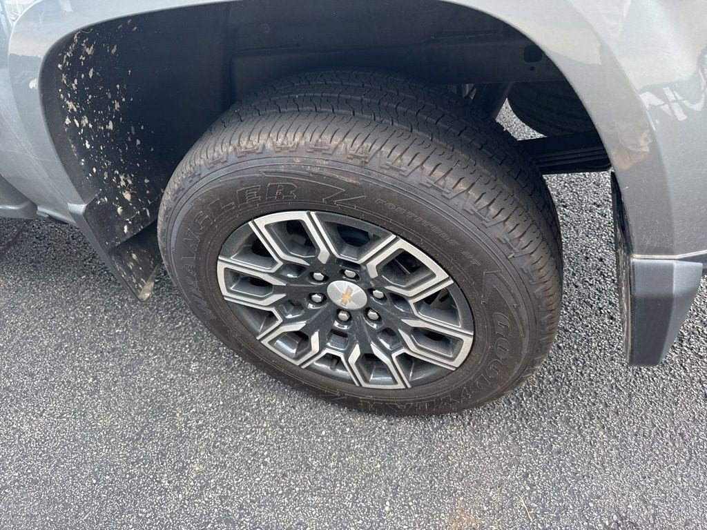 2024 Chevrolet Colorado 2WD LT
