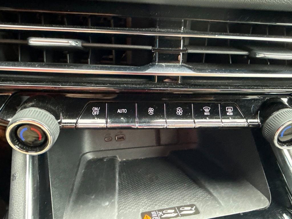 2024 Chevrolet Traverse AWD LT