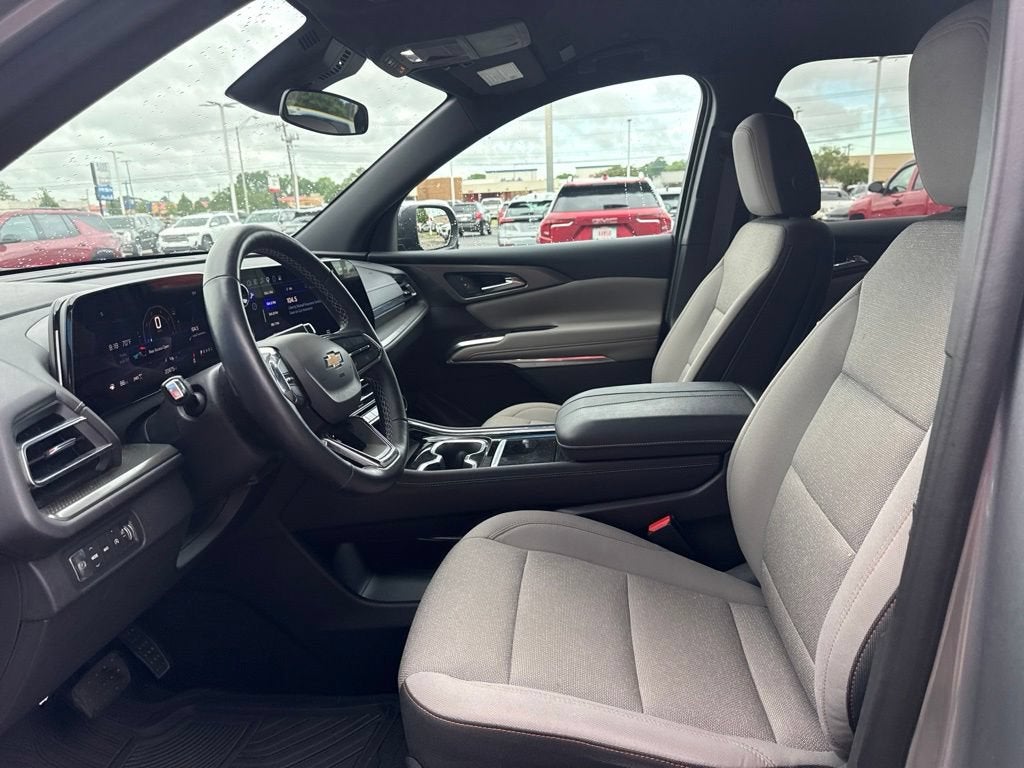 2024 Chevrolet Traverse AWD LT