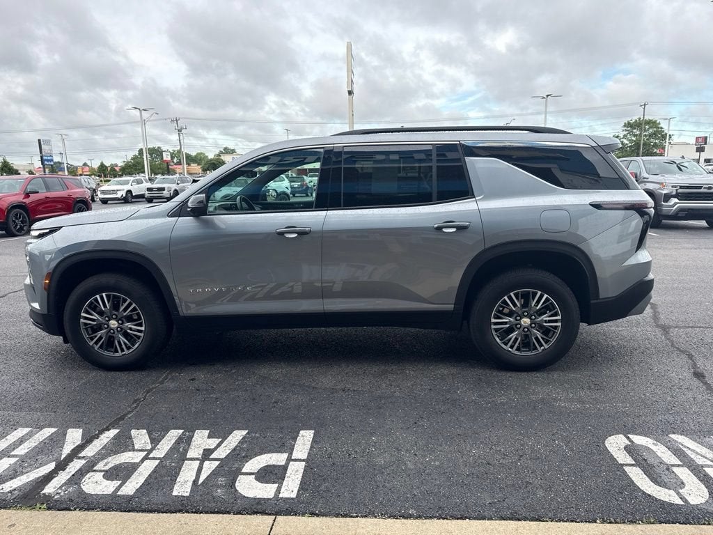 2024 Chevrolet Traverse AWD LT