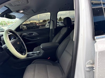 2020 Chevrolet Traverse LT Cloth