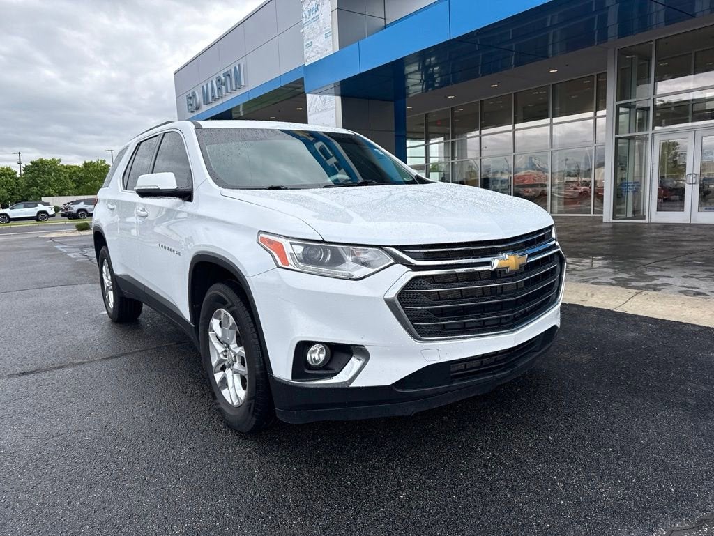 2020 Chevrolet Traverse LT Cloth