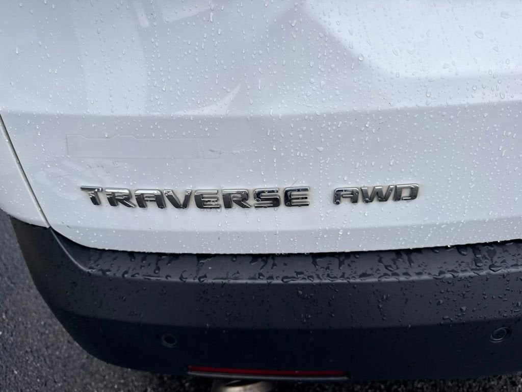 2020 Chevrolet Traverse LT Cloth