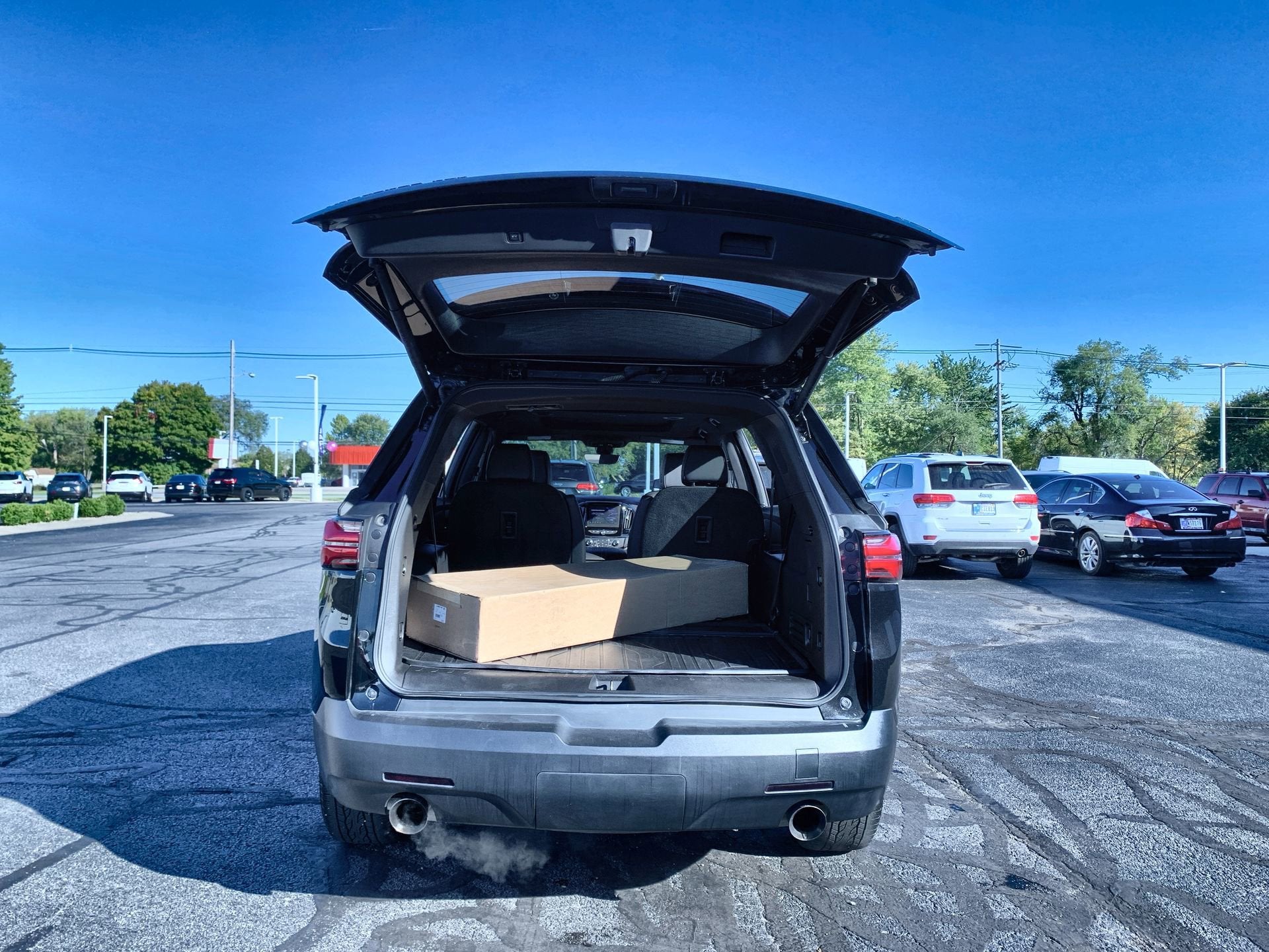 2023 Chevrolet Traverse RS