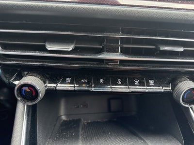 2025 Chevrolet Traverse AWD RS