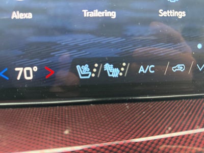 2025 Chevrolet Traverse AWD RS
