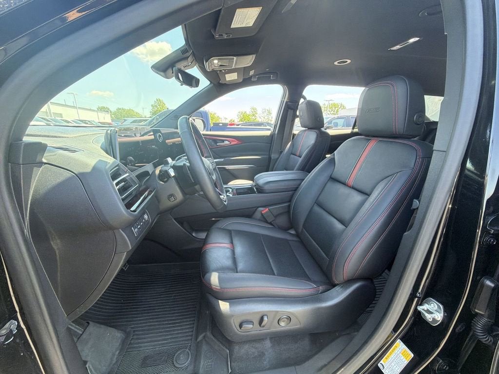 2025 Chevrolet Traverse AWD RS