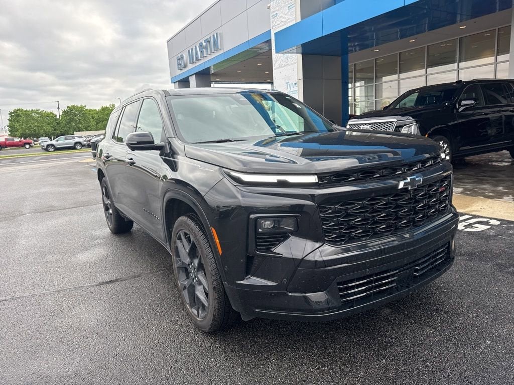 2025 Chevrolet Traverse AWD RS