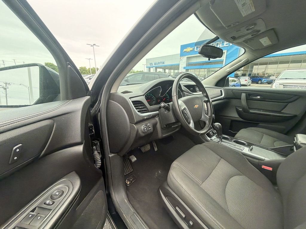 2017 Chevrolet Traverse LT