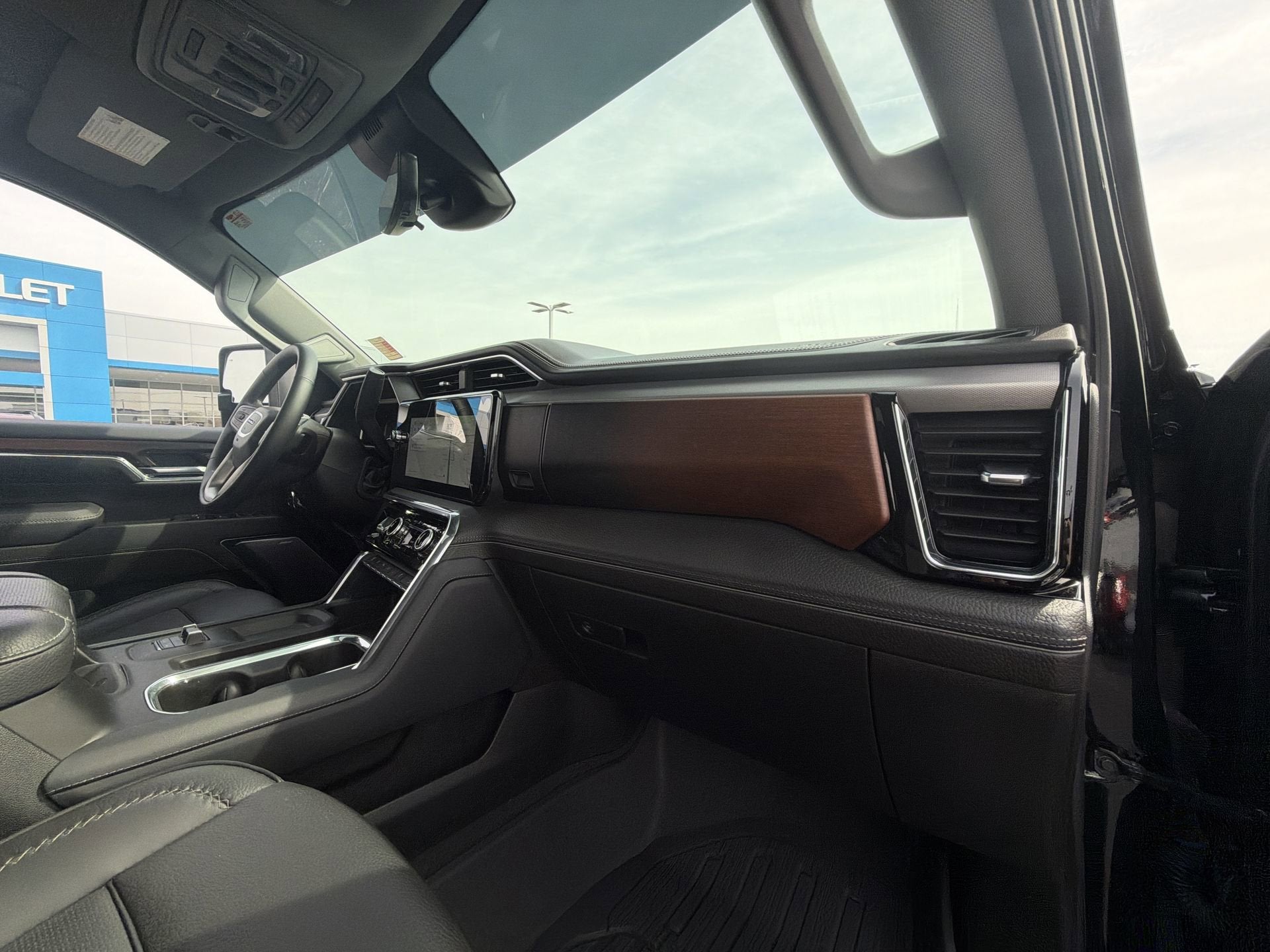 2024 GMC Sierra 2500HD Denali