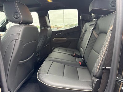 2025 GMC Canyon 4WD Denali