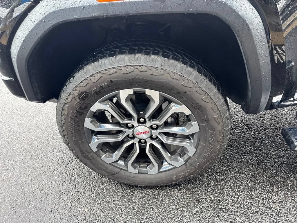2025 GMC Canyon 4WD Denali