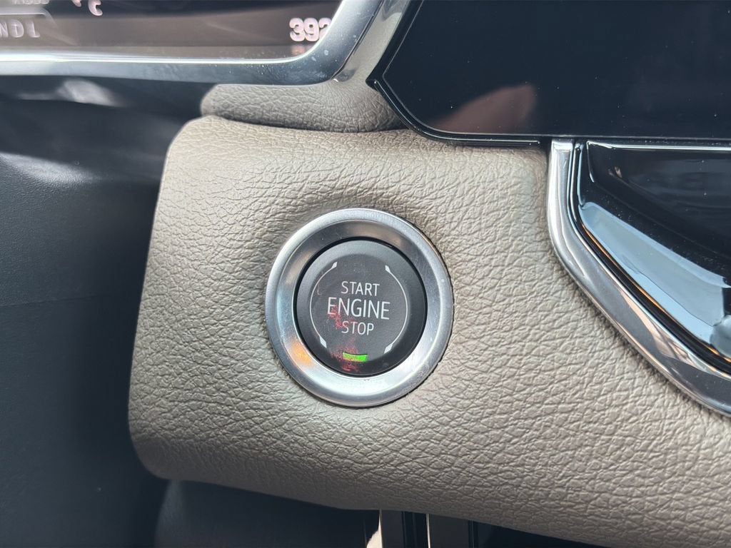2025 GMC Canyon 4WD Denali