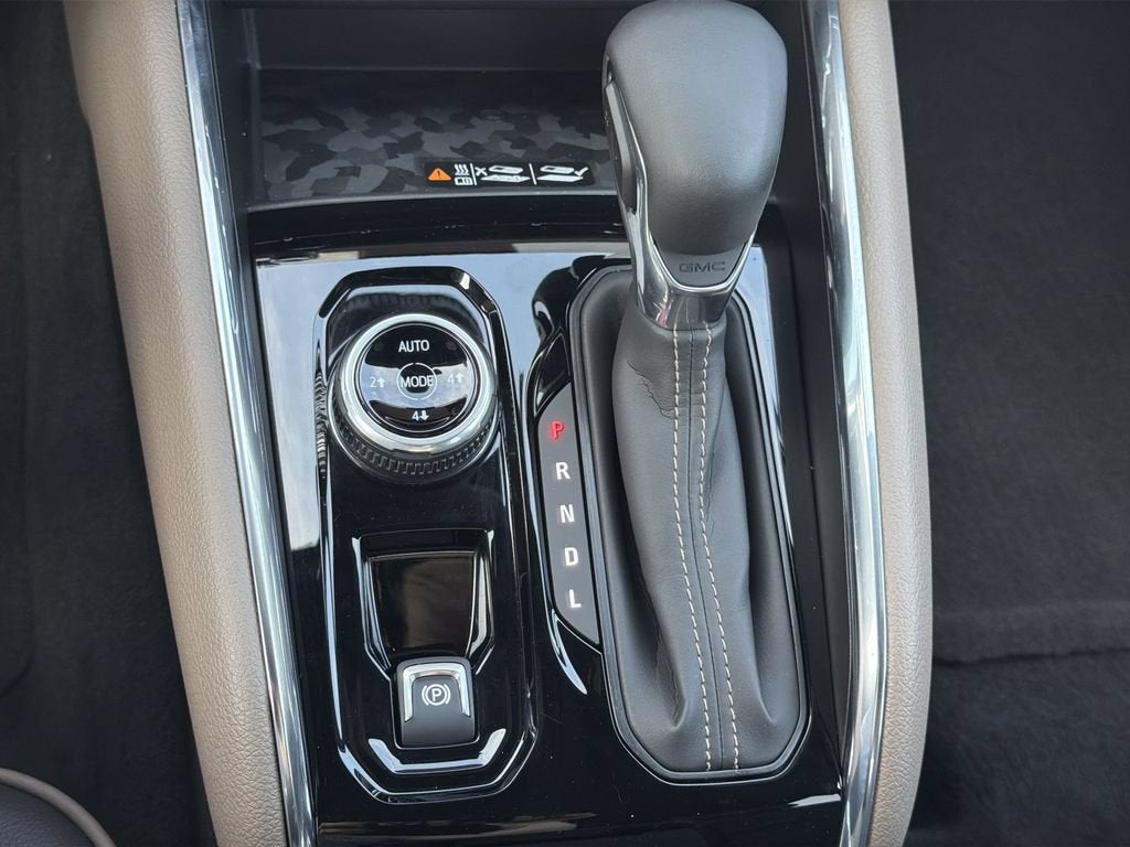 2025 GMC Canyon 4WD Denali