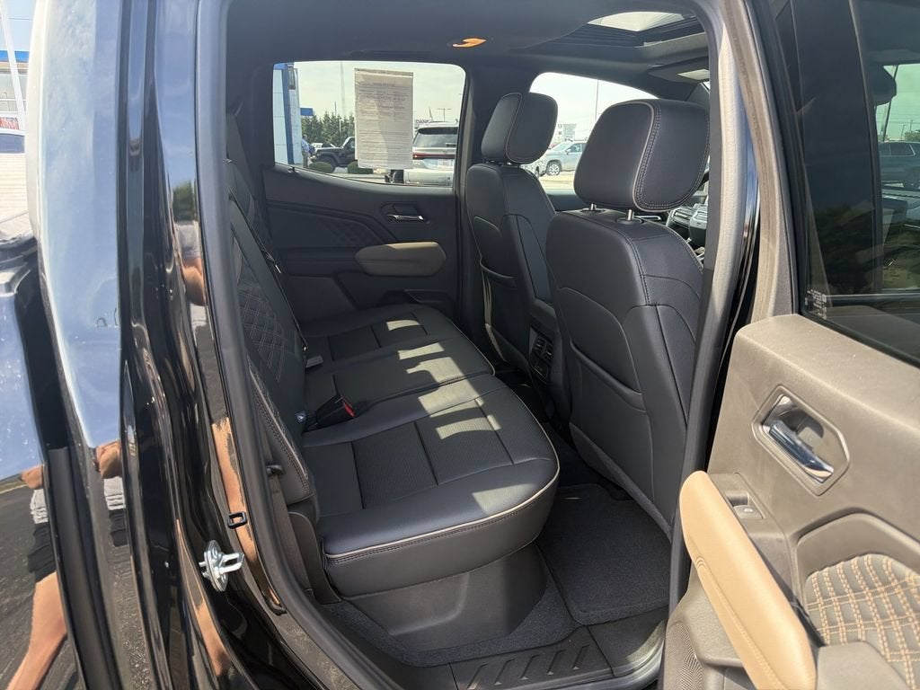 2025 GMC Canyon 4WD Denali