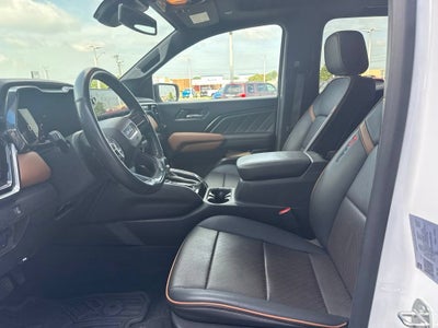 2023 GMC Canyon 4WD AT4