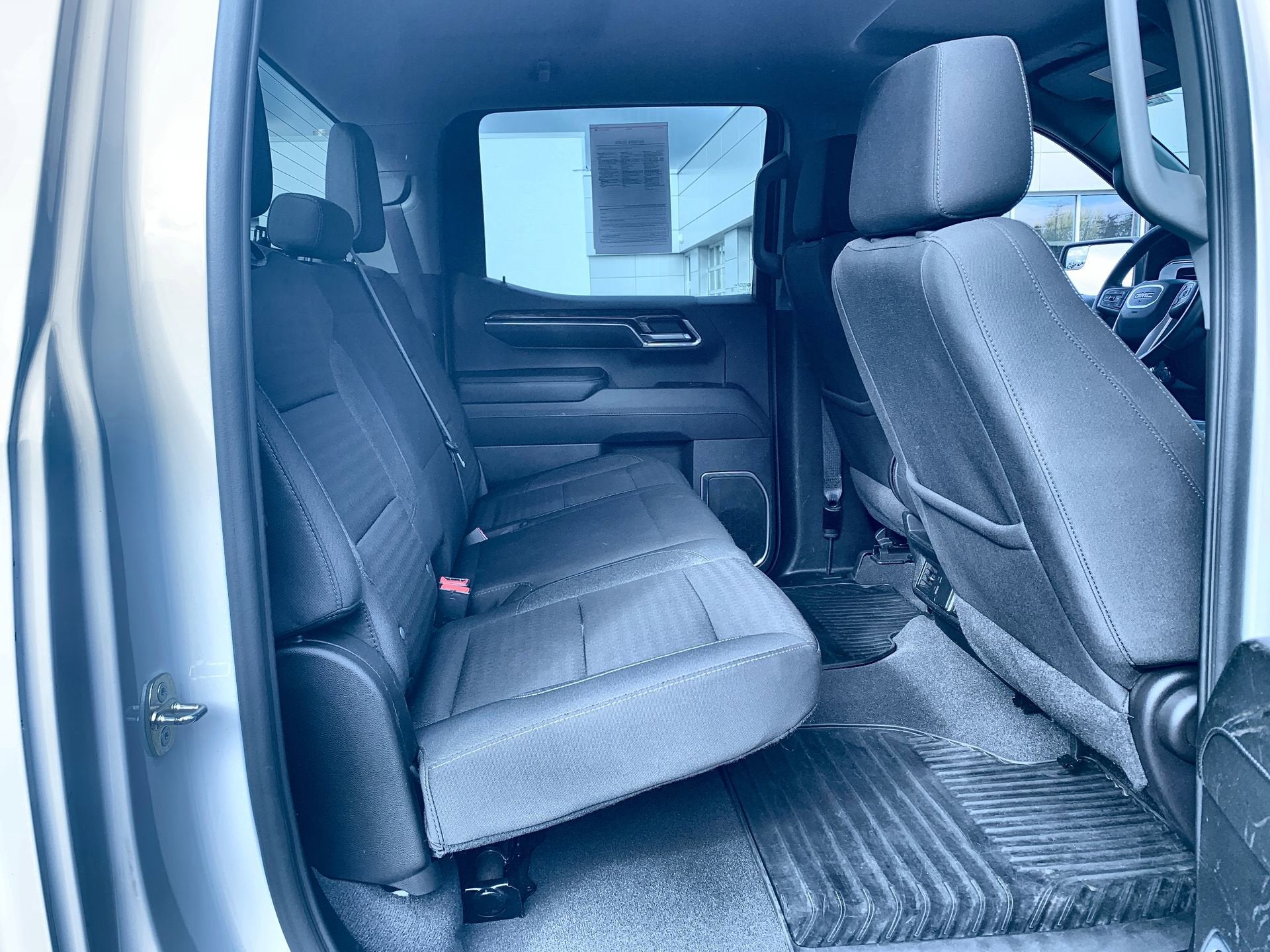 2024 GMC Sierra 1500 SLE