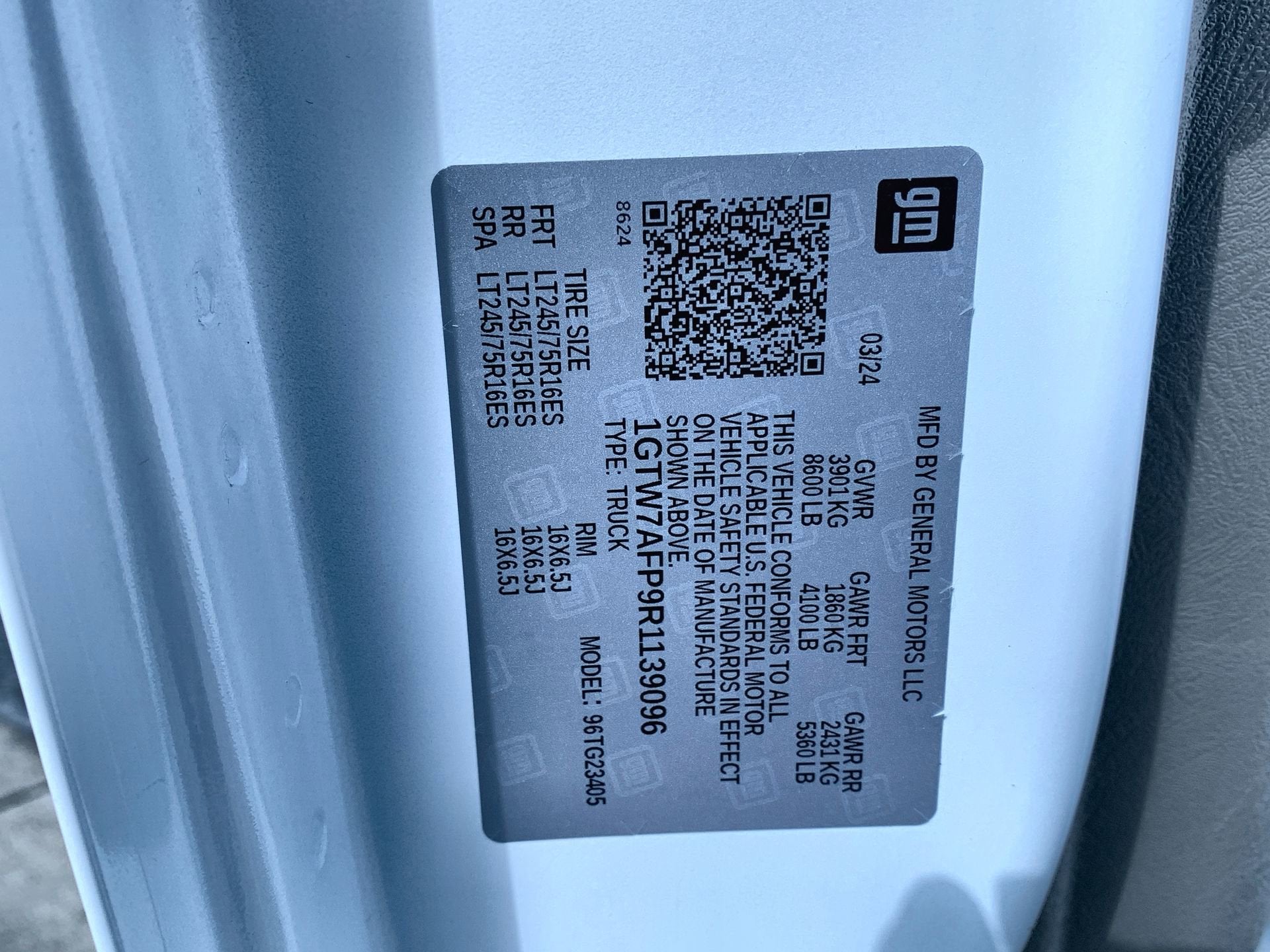 2024 GMC Savana Cargo Van Work Van