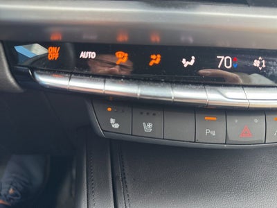 2024 Cadillac XT4 AWD Premium Luxury