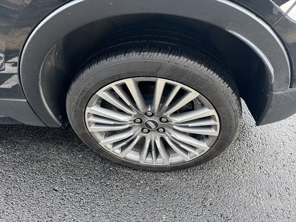 2024 Cadillac XT4 AWD Premium Luxury
