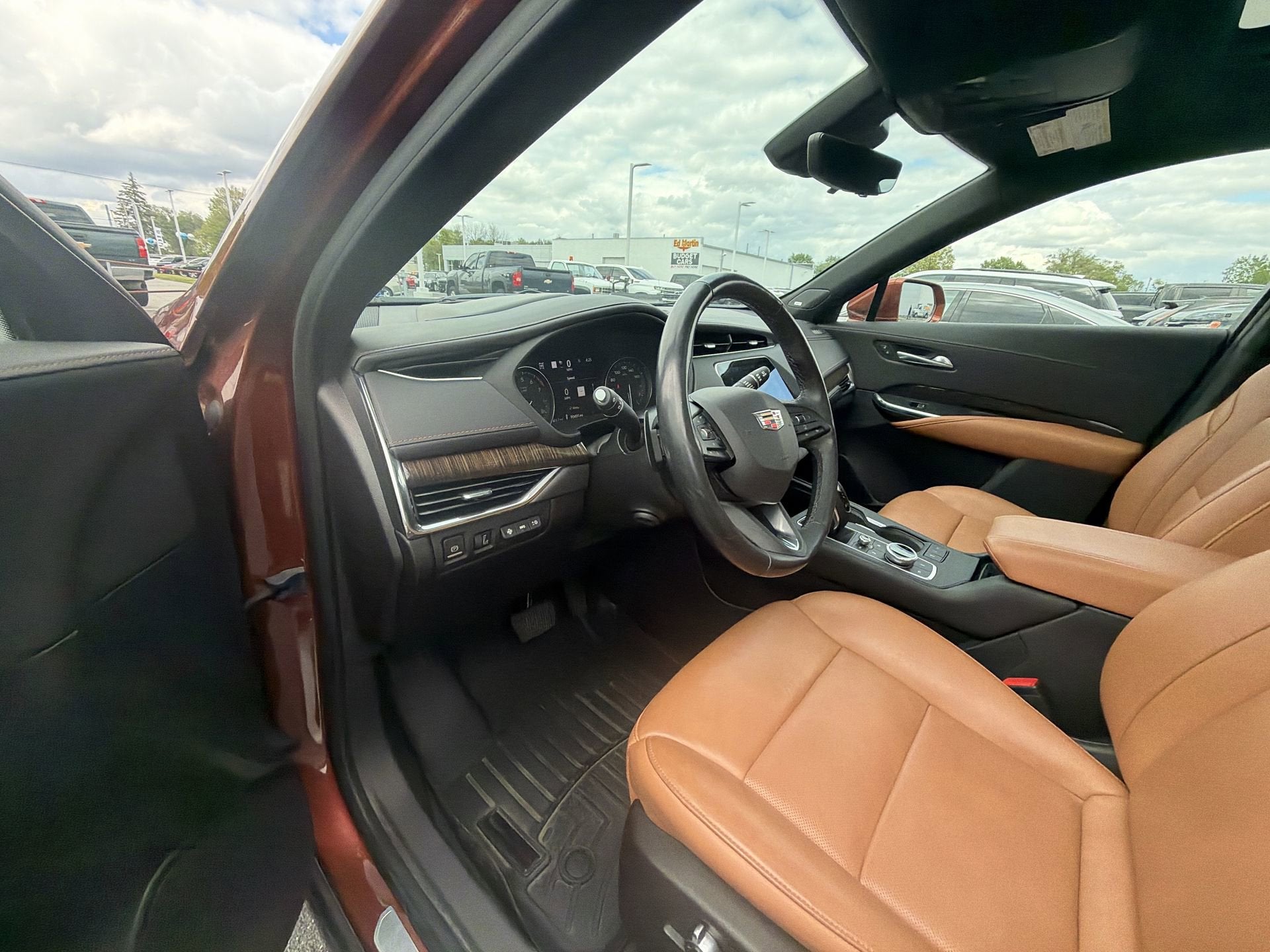 2019 Cadillac XT4 AWD Premium Luxury