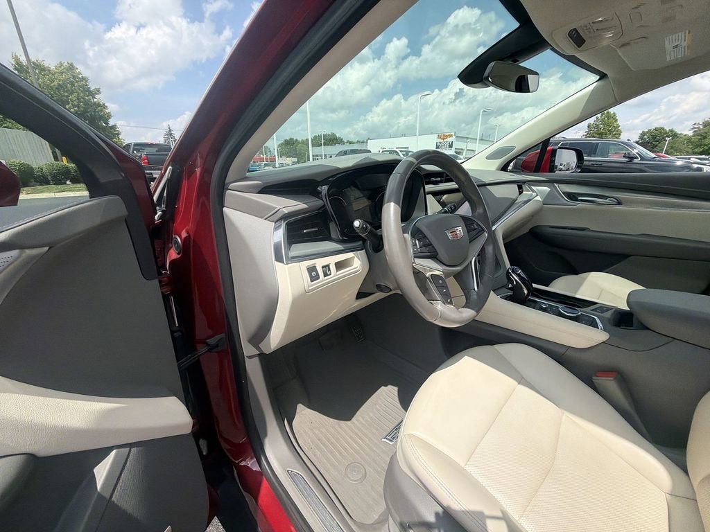 2023 Cadillac XT5 AWD Premium Luxury