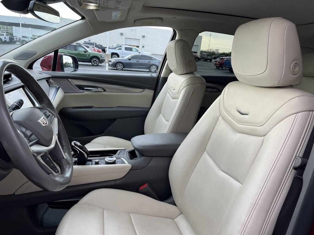 2023 Cadillac XT5 AWD Premium Luxury