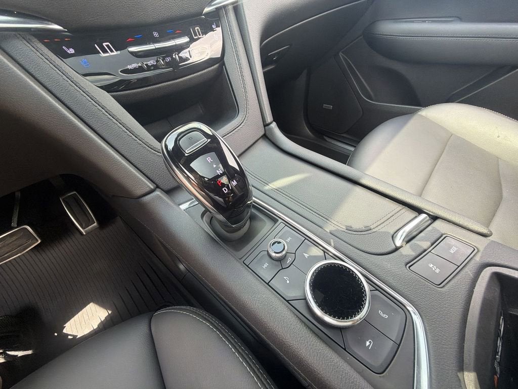 2023 Cadillac XT5 AWD Sport