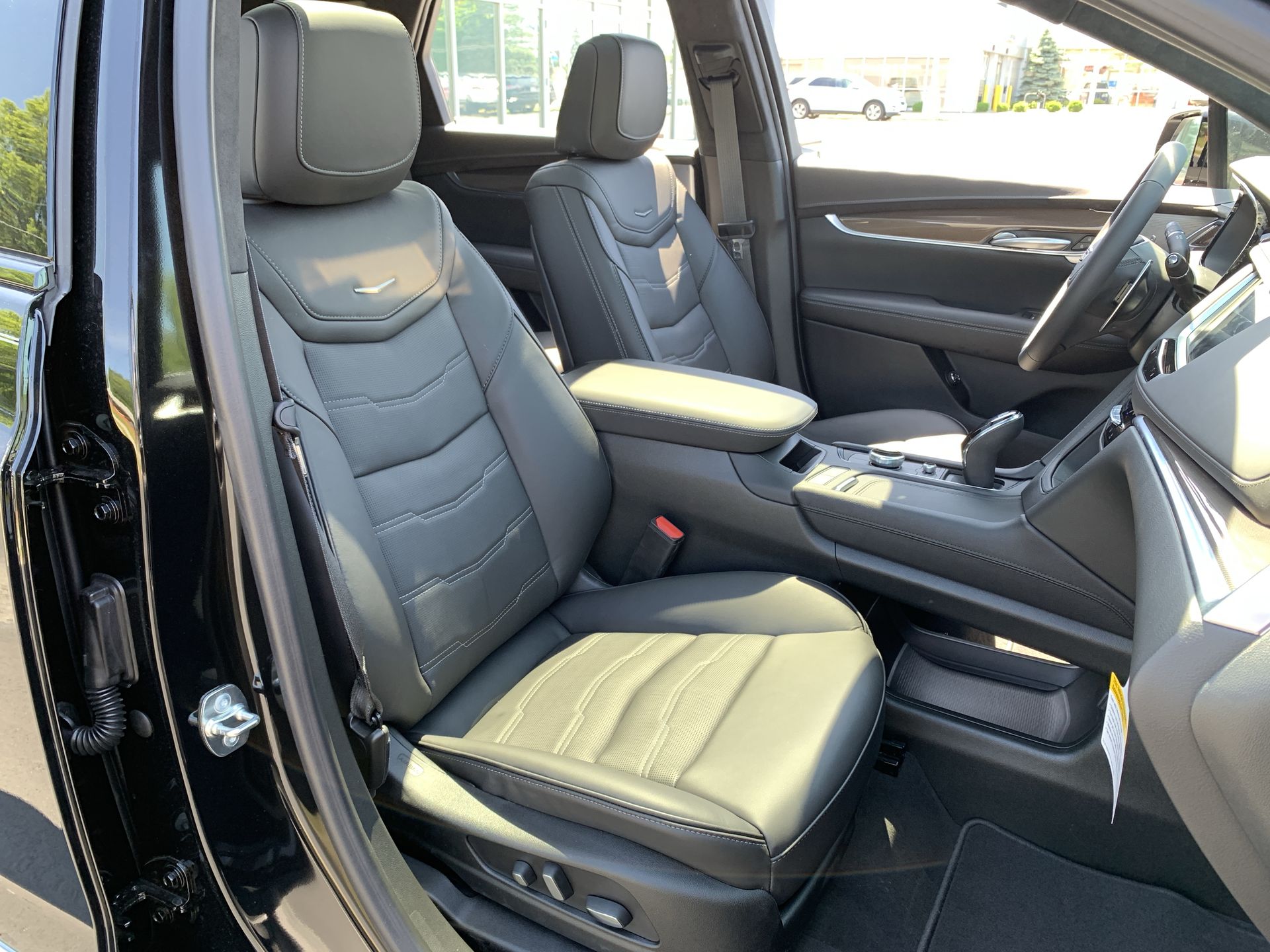 2024 Cadillac XT5 4DR AWD SPORT