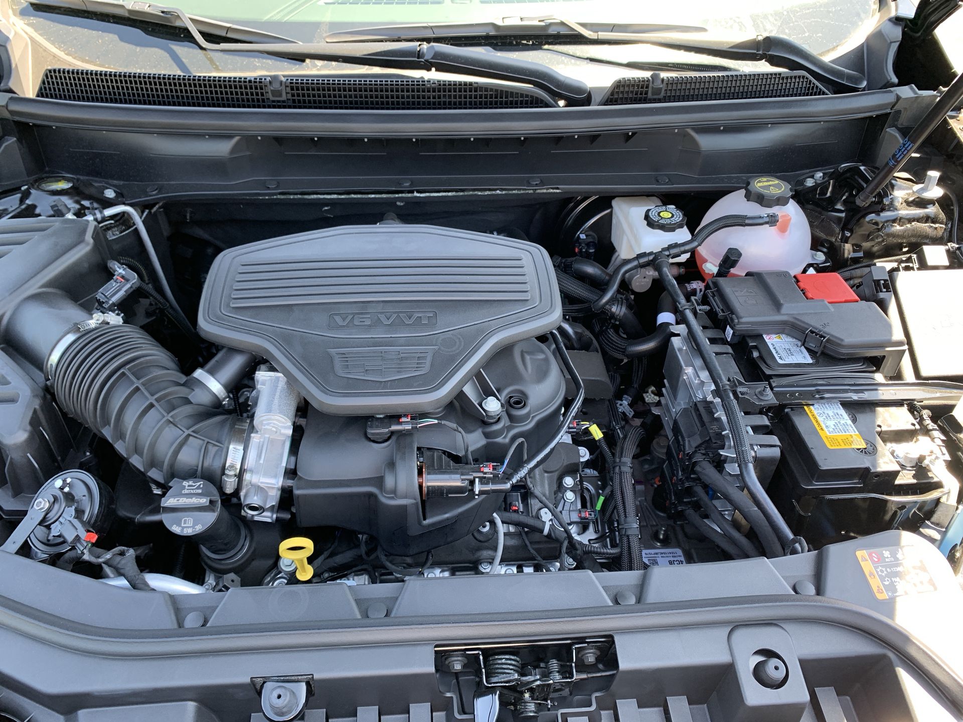 2024 Cadillac XT5 4DR AWD SPORT