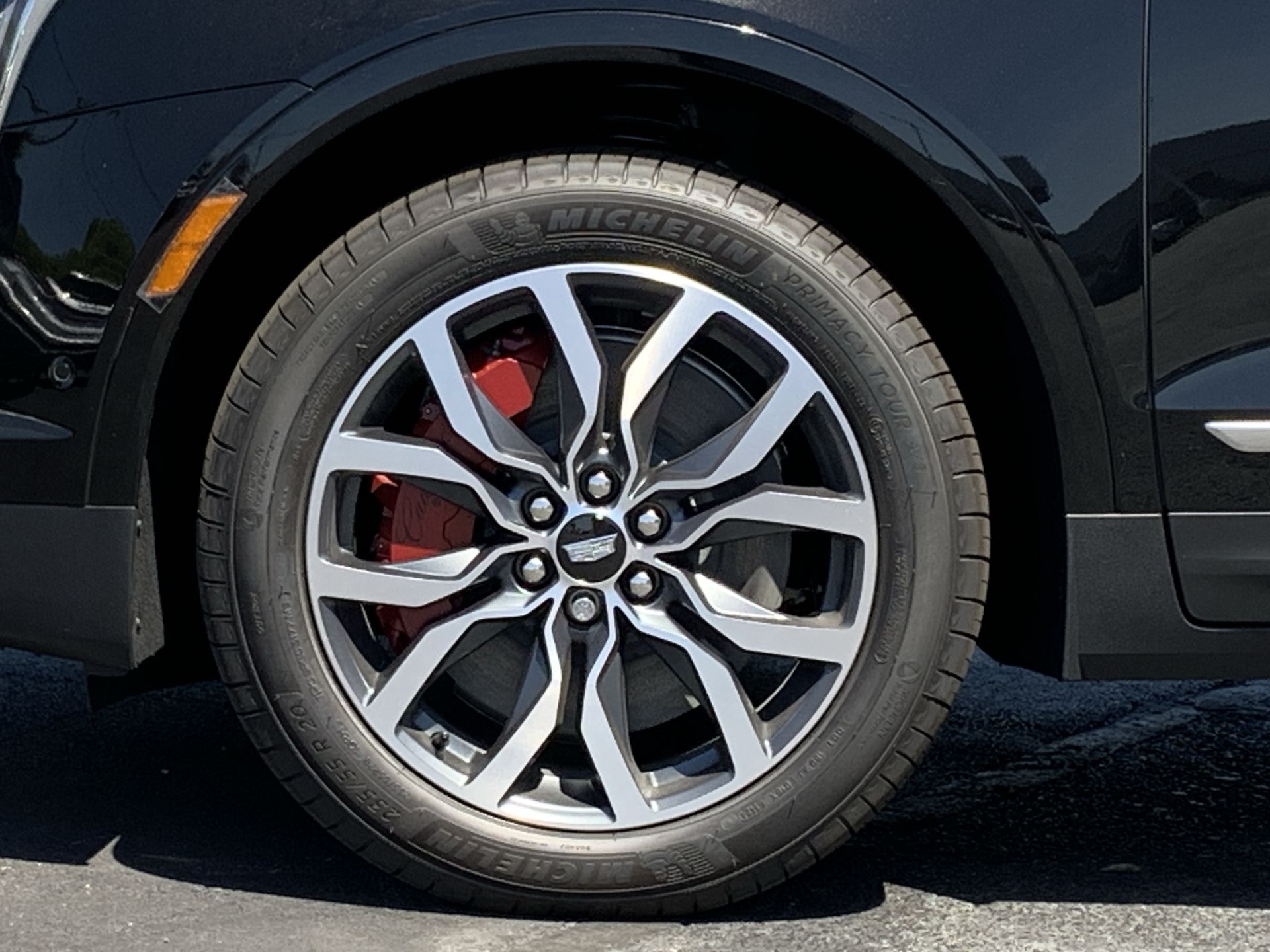 2024 Cadillac XT5 4DR AWD SPORT