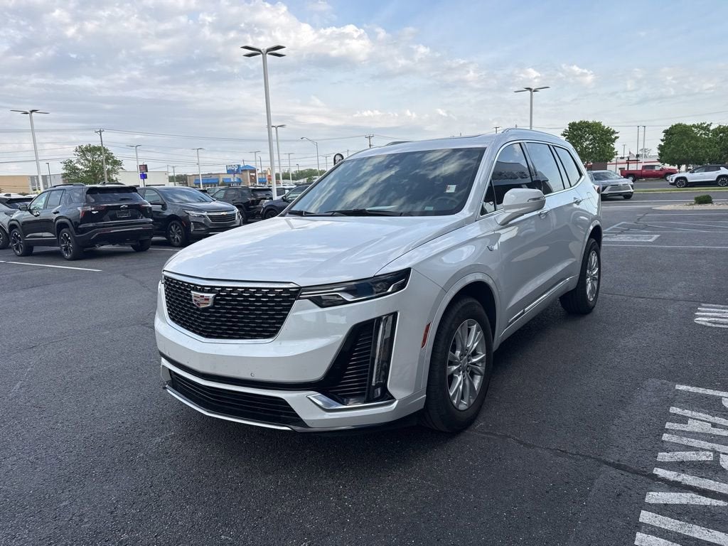 2023 Cadillac XT6 AWD Luxury