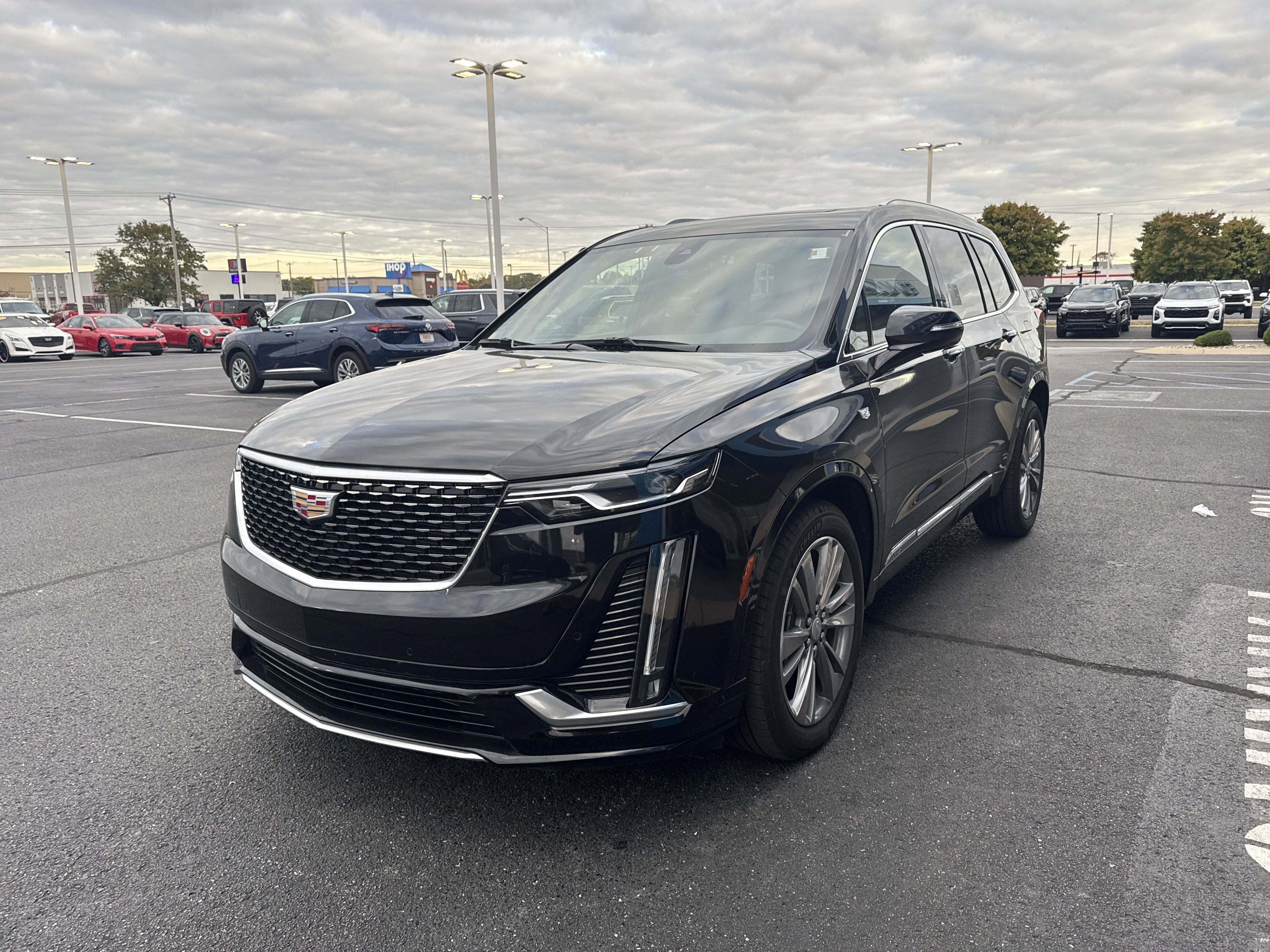 2025 Cadillac XT6 AWD Premium Luxury