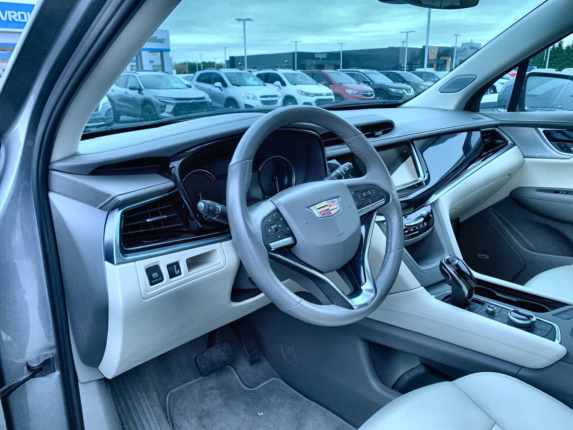 2025 Cadillac XT6 AWD Premium Luxury