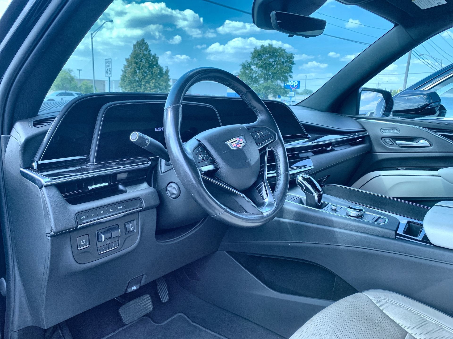 2021 Cadillac Escalade Sport